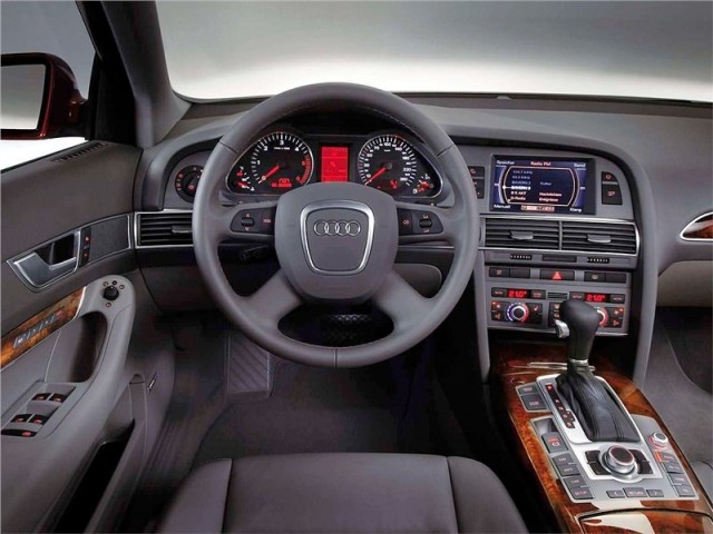 Audi официально представила новый флагманский внедорожник Q9 2027 модельного года