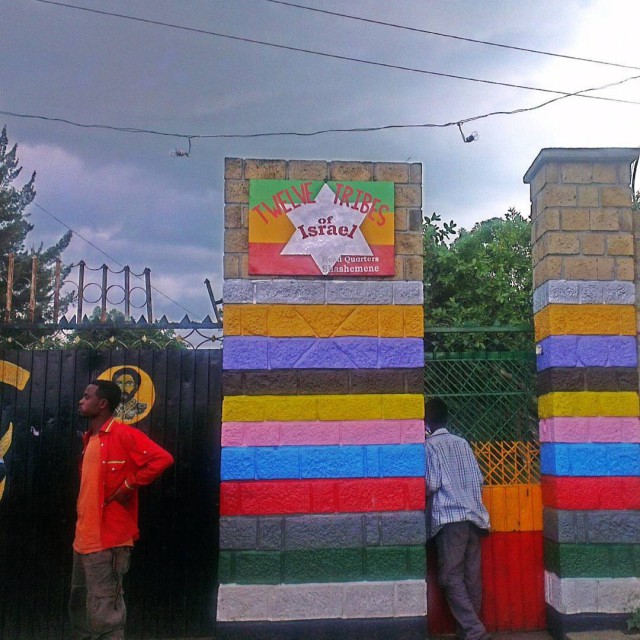Шашэменне, деревня растаманов