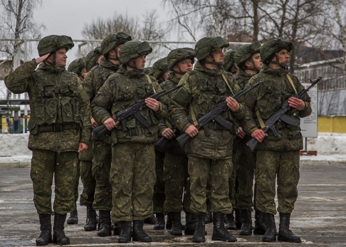 Россиян призовут из запаса для прохождения военных сборов в 2018 году
