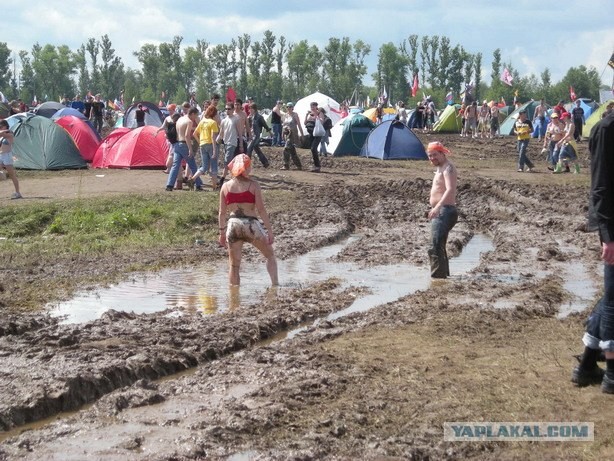Фото с "Нашествия", жесть!