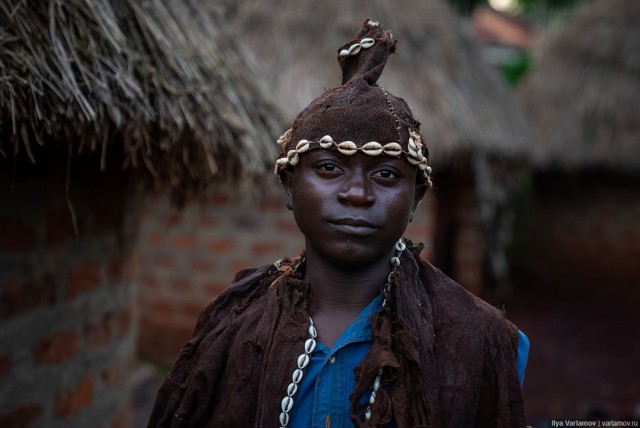 Уганда: деревни, колдуны и детские жертвоприношения