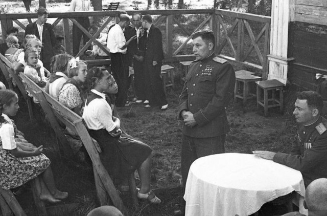 Фотографии из прошлого нашей страны-2