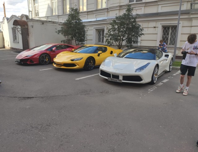 Не такси⁠⁠