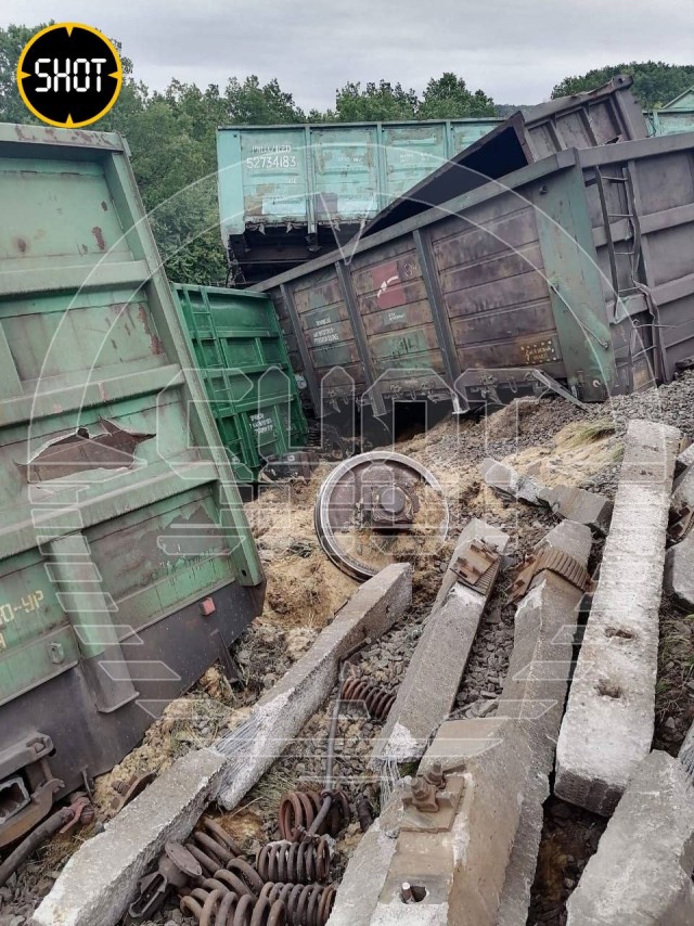 Двумя дронами-камикадзе атакован грузовой поезд в Белгородской области