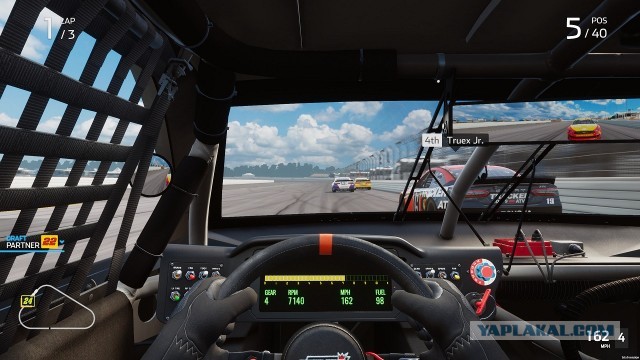 Авария на гонках NASCAR