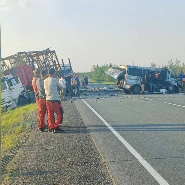 Момент ДТП, погибло 5 человек