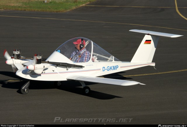 Самый лёгкий самолёт Пчёлка-2. Вес 68 кг.