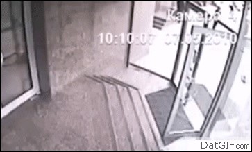 Когда зашёл не в ту дверь