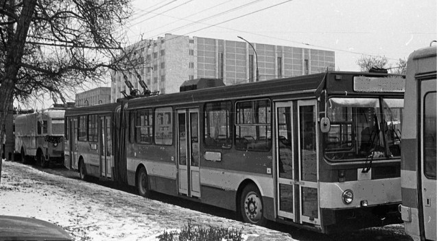 Игра на ЯПе: Угадай АВТО-8