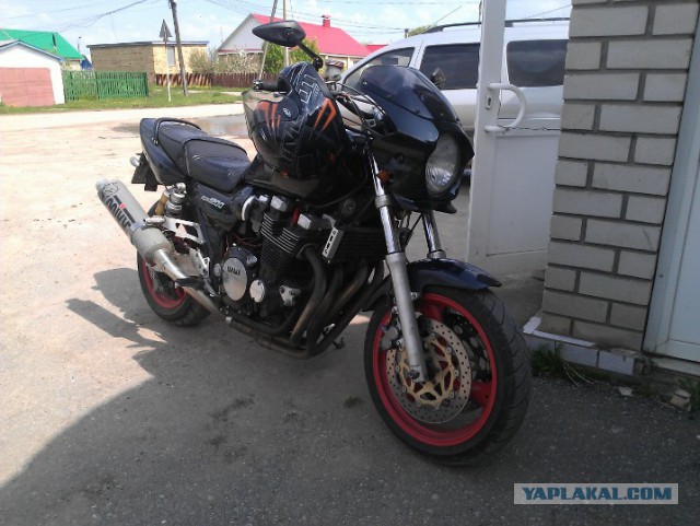 Любитель нерабочей мототехники. GSX-R 400