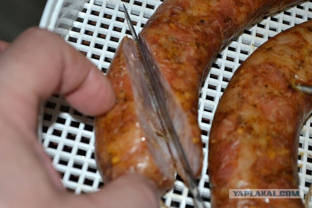 "Краковская" и "сервелат" в домашних условиях