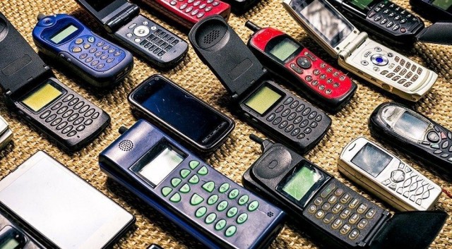 В России введут штраф за старые мобильные телефоны