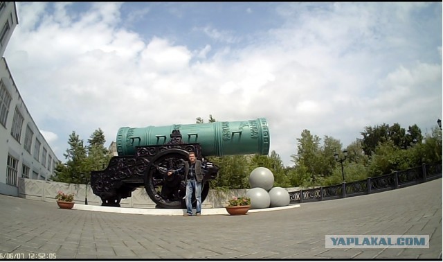 Советские монументы и уличные памятники