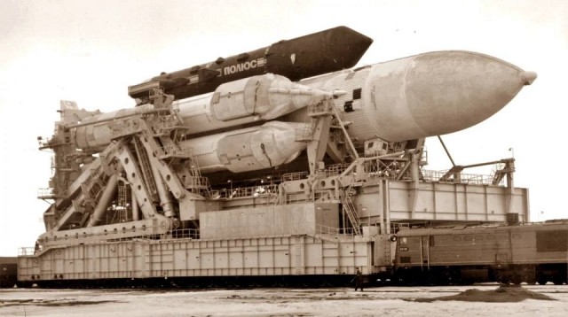 Космический крейсер и орбитальный бомбардировщик СССР