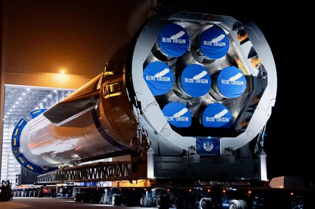 Выкатка многоразовой ракеты Blue Origin
