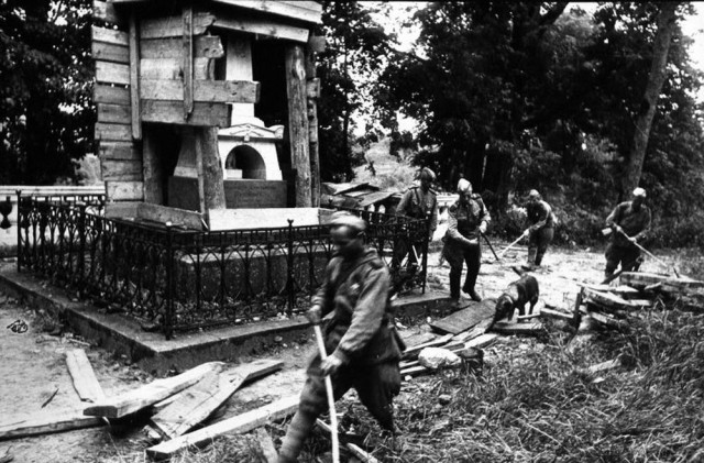 Великая Отечественная в фотографиях - 25
