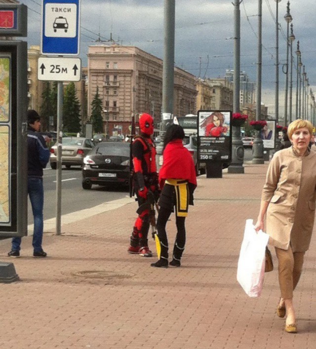 Модные персонажи на питерских улицах