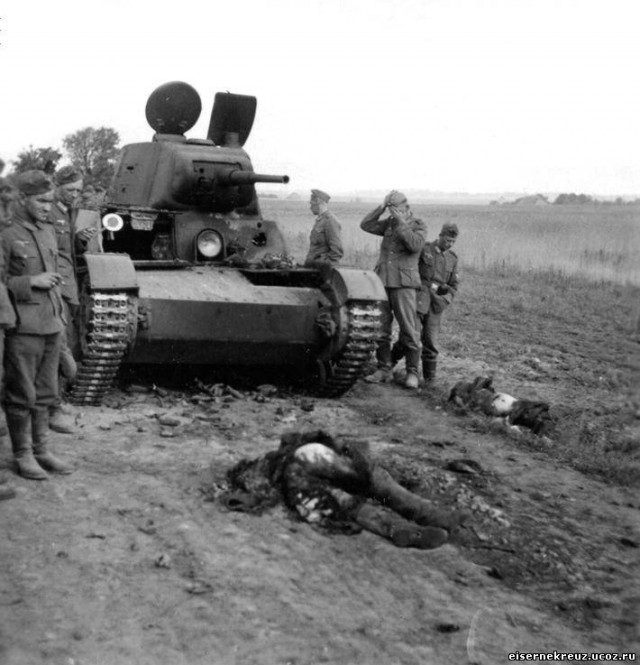 То, что было в вермахте и чего не было в РККА