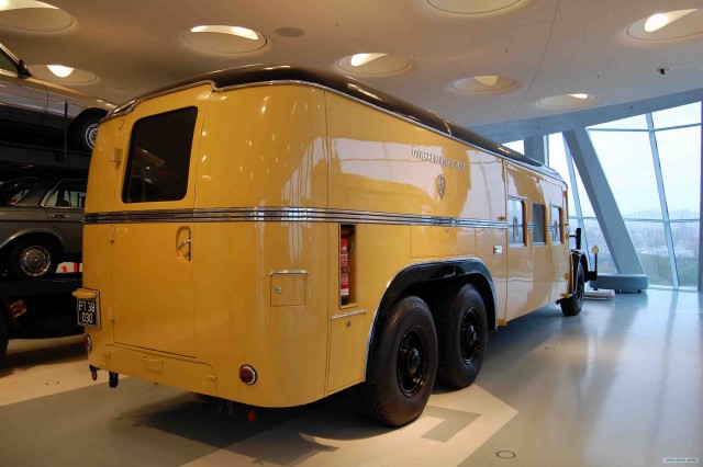 Фотоотчет. Германия. Музей Mercedes-Benz