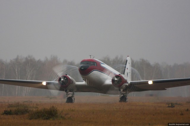Самолёт-эпоха. Douglas DC-3 (C-47, Ли-2).
