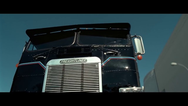 Почему американский тягач Kenworth W900 выпускается с 1961 года и по сей день?
