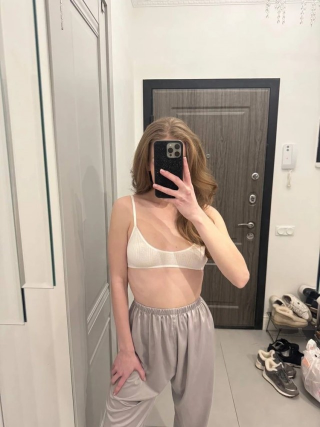 И снова девушки из WB