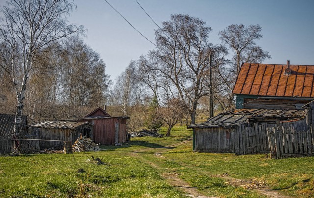 Весной в деревне