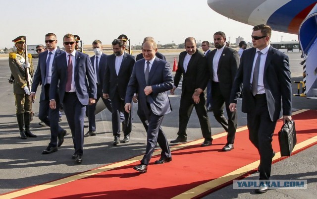 В украинской дурке все стабильно: "в Иран вместо Путина мог летать его двойник"