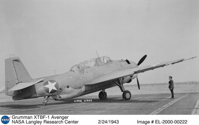 Настоящий Мститель от Grumman, а не поделка от Marvell. TBF/TBM Avenger.