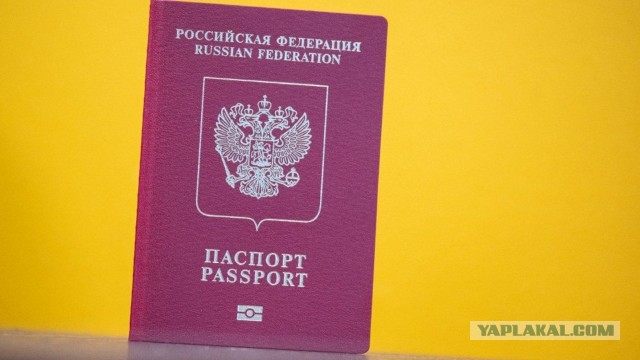 Латвия намекнула живущим в стране гражданам РФ на депортацию