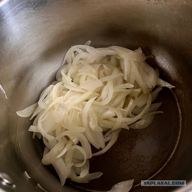 Картофель, тушеный с грибами