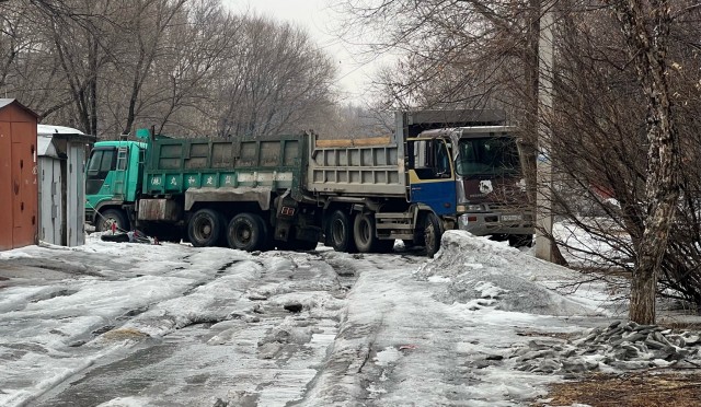 Весна. Камушек на камушек.