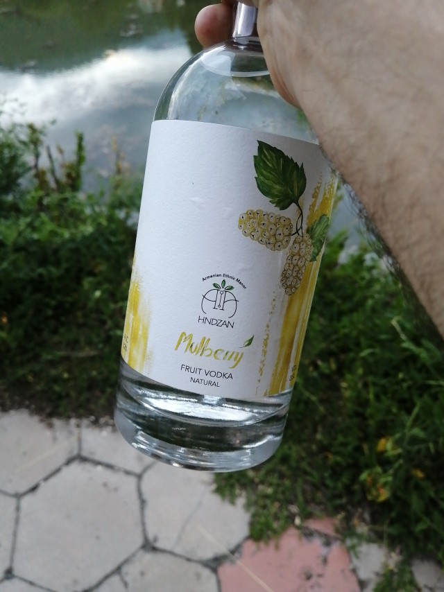 Тютина ( для особо грамотных учёных- растениеводов это малина, ток на дереве)