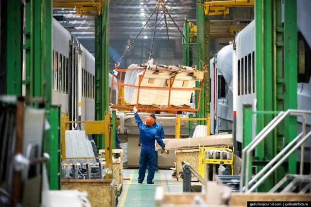 Демиховский машиностроительный завод: главный производитель электричек в России