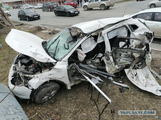 Авария в Тюмени 20.04.2019