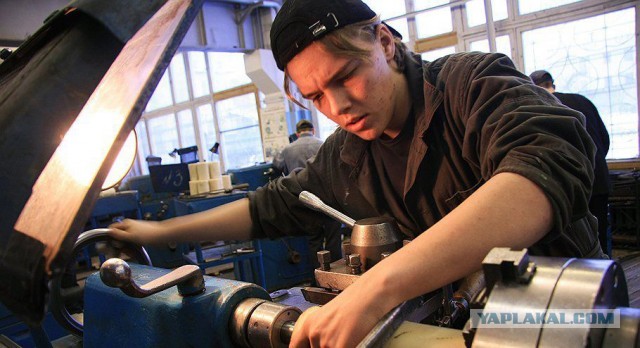 Володин: получение рабочей профессии должно быть бесплатным