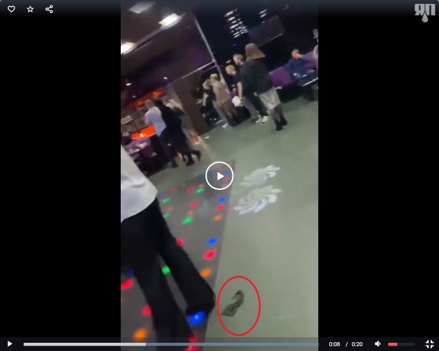 Отправил тамаду в нокаут: свадьба превратилась в побоище после измены жены в туалете