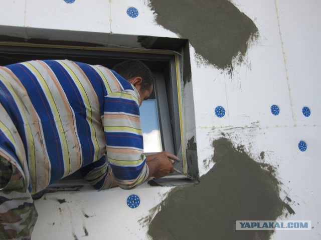 Как правильно утеплить свой дом и при этом облицевать его искусственным камнем