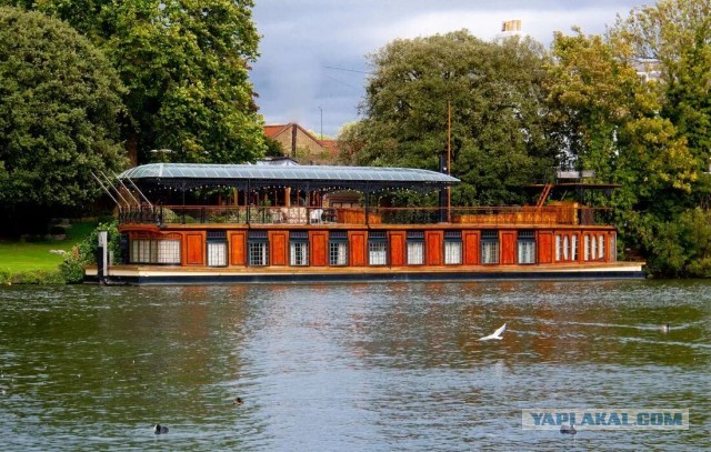 Сегодня Дэвиду Гилмору, одному из лидеров группы Pink Floyd, исполняется 80 лет!