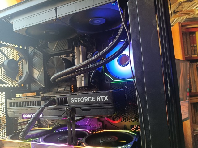 А можно поделиться с вами? Вы ж как родные все тут, модет не все, но все же))