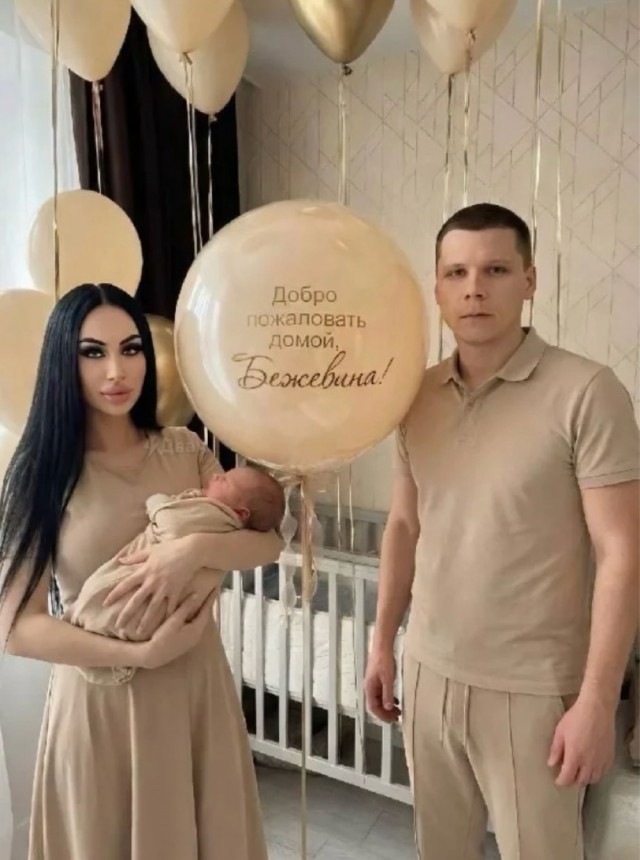 Бежевые мамы придумали приматывать гречку к ногам ребёнка, чтобы тот научился ходить на горшок