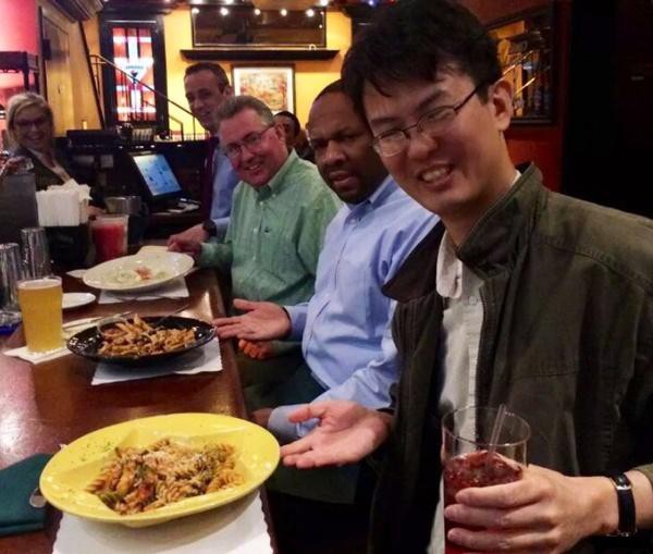 Расистские тарелки