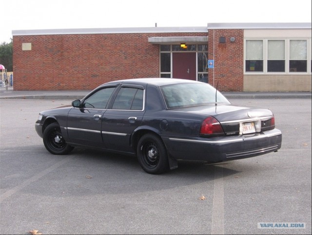 Самые крутые полицейские машины