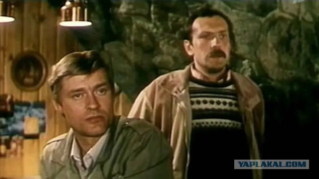 Кто такие «софики», почему их муштровали по-офицерски и какое отношение к ним имел КГБ