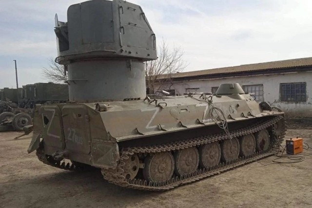 Немецкие СМИ сообщили о прибытии 18 танков Leopard 2 на Украину