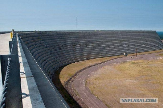 Таум Саук – самая необычная ГЭС в мире