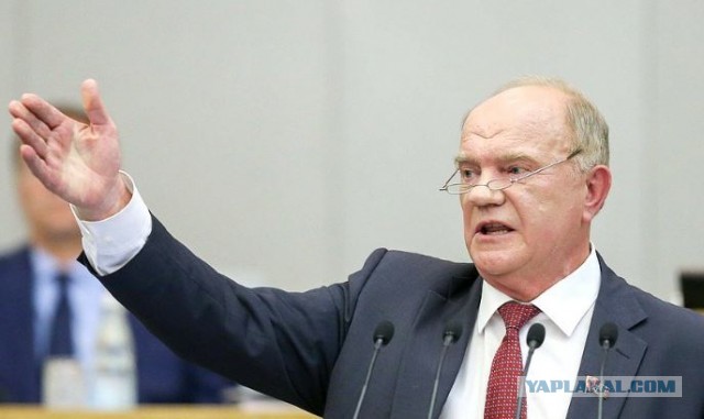 А так же наградил(Николай II) участников расстрела и "распекал" ответственных за недостаточную твердость и жесткость в подавлении..."