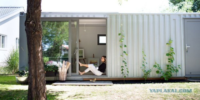 Геннадий Онищенко заявил, что постоянное проживание в морских контейнерах может представлять угрозу для жизни и здоровья.