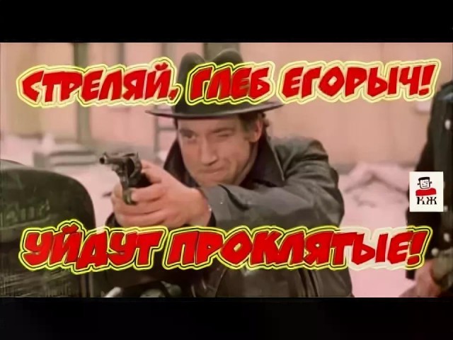 В Краснодаре питбайкер пытался скрыться от полиции, но врезался в мусорные баки