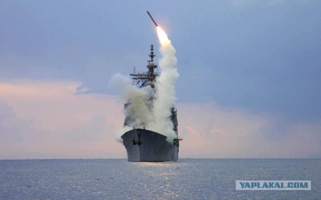 Авианосец США подошел к КНДР на расстояние удара